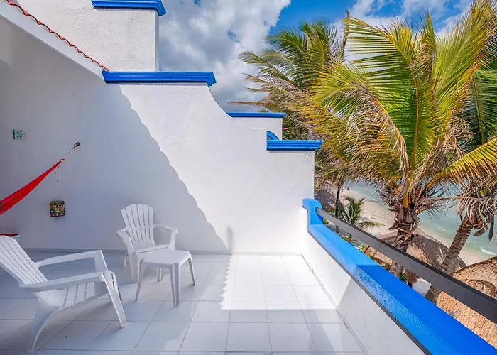 Hotel Del Sol Beachfront 2*