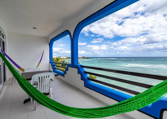 Del Sol Beachfront Hotel