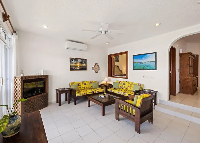 Del Sol Beachfront 2*