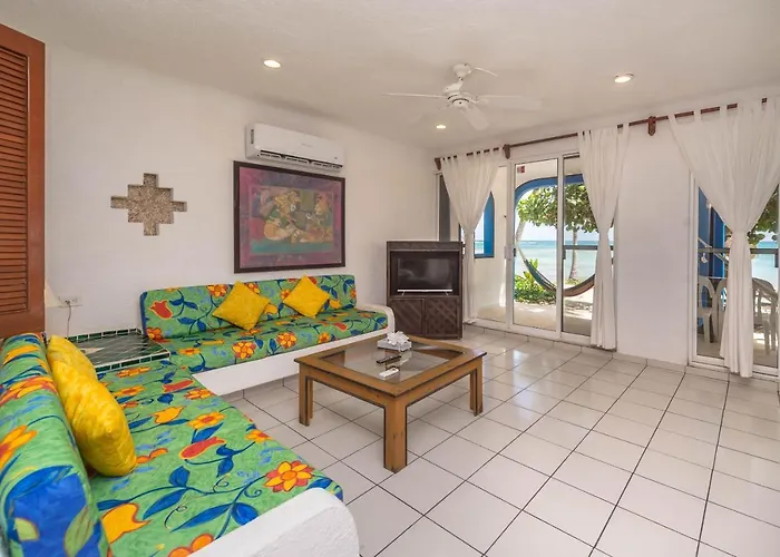 Del Sol Beachfront 2*