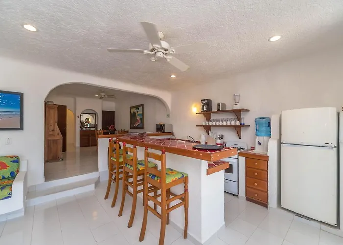 Del Sol Beachfront 2*