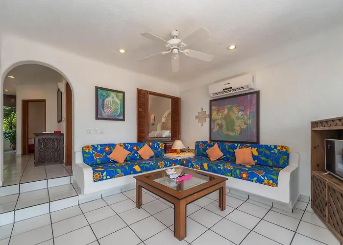 Del Sol Beachfront 2*